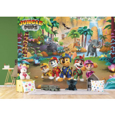 Ein Fototapete mit Paw Patrol Dschungel im Spielzimmer, bei dem die coolen Welpen sich ihren Weg durch die tropische Umgebung bahnen, perfekt für ein fantasievolles Kinderzimmer.