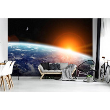 Eine Fototapete mit einem Blick auf die Erde und Sterne aus dem Kosmos, speziell für ein Wohnzimmer.