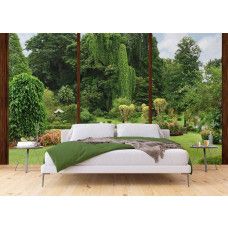 Fototapete mit Fensterblick auf einen botanischen Garten, gefüllt mit Grün und tropischen Pflanzen, für eine ruhige und luxuriöse Atmosphäre im Schlafzimmer.