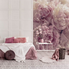 Eine Fototapete mit rosa Pfingstrosenblumen für das Schlafzimmer und Wohnzimmer.