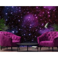 Eine Fototapete mit einem Weltraum-Galaxie-Thema, geeignet für ein Wohnzimmer.