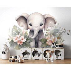 Fototapete eines niedlichen kleinen Elefanten mit Blumen in einem fröhlichen Babyzimmer.