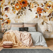 Eine Fototapete mit malerischen Blumen an einer Betonwand mit roten Pfingstrosen in einem Schlafzimmer mit Vliestapete.