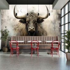 Fototapete Schottisches Hochlandrind im industriellen Stil im Restaurant mit markantem Tierporträt und industrieller Atmosphäre.