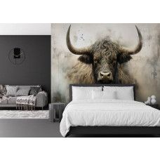 Fototapete Schottisches Hochlandrind im industriellen Stil im Schlafzimmer mit ausdrucksstarkem Motiv und weichen Farbübergängen.