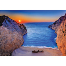 Fototapete vom Shipwreck Beach auf Zakynthos, mit einem Schiffswrack und Strand auf einer griechischen Insel.