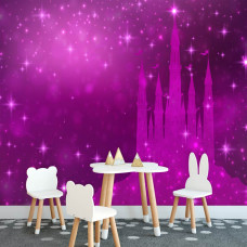 Eine Fototapete mit einer Prinzessin in einem Märchenschloss mit Sternen für das Kinderzimmer.