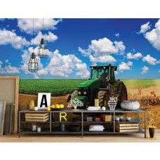 Fototapete mit grünem Traktor in der Landschaft für das Wohnzimmer.