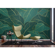 Ein Fototapete mit tropischen Blättern in Smaragdgrün und Gold in einem modernen Wohnzimmer, bei dem die Kombination aus tiefen Grüntönen und glänzenden Akzenten eine luxuriöse und stimmungsvolle Ausstrahlung verleiht.