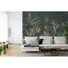 Eine Fototapete mit Vintage-Dschungelpflanzen in einem natürlichen Stil, die in einem Wohnzimmer angezeigt wird.