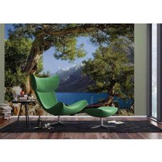 Ein Fototapet von der Aussicht auf das Pamir-Gebirge und einen See in 3D in einem Wohnzimmer mit Airtex.