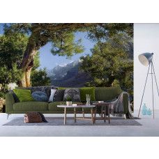 Ein Fototapet von der Aussicht auf das Pamir-Gebirge und einen See in 3D in einem Wohnzimmer mit Vliesbehang und Airtex.