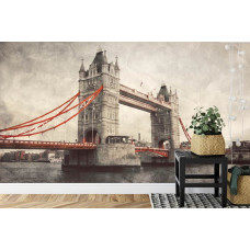 Eine Fototapete mit der kultigen Tower Bridge im Vintage-Stil, abgebildet in einem Schlafzimmer.