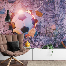 Fototapete mit einem 3D-Bild eines Fußballs, der aus einer Wand im Wohnzimmer herauszubrechen scheint.