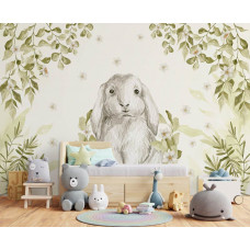 Fototapete mit harmonischen Waldtieren in einem malerischen Stil, umgeben von Bäumen und Blumen. Perfekt für einen beruhigenden Look in einem verspielten Kinderzimmer.