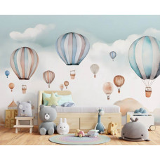 Eine Fototapete mit fröhlichen Heißluftballons für Kinder in einem Jungenzimmer in einem Kinderzimmer.