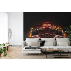Fototapete eines feurigen Formel-1-Autos in einem modernen Wohnzimmer.