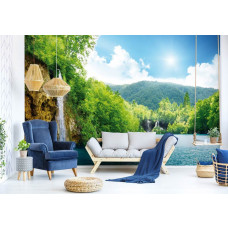 Eine Fototapete mit einem Wasserfall in einer Landschaft mit Bergen, Flüssen und einem See.