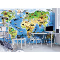 Eine Fototapete mit einer bunten Weltkarte mit Tiersymbolen, geeignet für ein Büro.