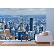 Ein Fototapet von Wolkenkratzern in der Skyline von New York in einem Wohnzimmer.
