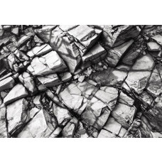 Fototapete mit silbernen Felsen und Steinen, modern und schlicht.