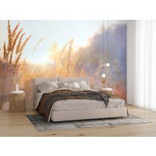 Fototapete Sonnige Graslandschaft am Morgen im Schlafzimmer mit warmen Frühlingsfarben.