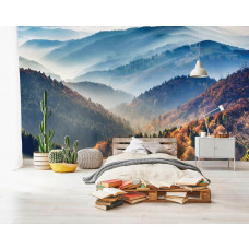 Ein Fototapete mit einer wunderschönen Naturszene des Schwarzwaldes mit Bergen.