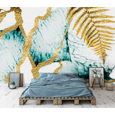 Eine Vliestapete mit goldenen Akzenten und Marmor, geeignet für ein Schlafzimmer.