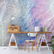 Eine Fototapete mit einer stilvollen Marmorwand, ideal für ein Büro.