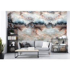 Eine Vliestapete in Marmoroptik mit einem zeitlosen Look, geeignet für ein modernes Wohnzimmer.