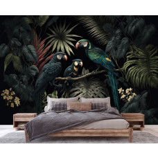 Eine Fototapete mit Papageien und Blättern in einer botanischen Umgebung, perfekt für ein Schlafzimmer.