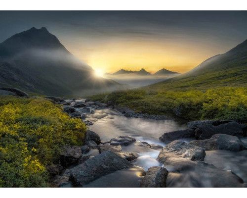 Fototapete Bergfluss bei Sonnenuntergang