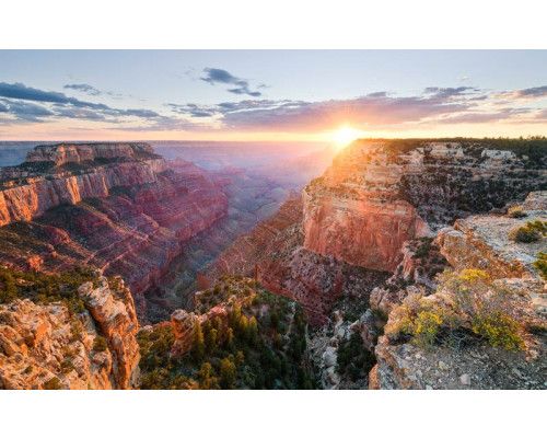 Grand Canyon Fototapete mit atemberaubenden Ansichten der Felsformationen.