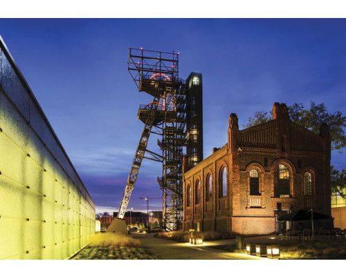 Fototapete des Museums und des Kohlebergwerks von Kattowitz in Polen, aufgenommen auf einer Stadt-Fototapete.