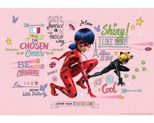 Fototapete mit den Figuren Lady Bug, Cat Noir, Marinette und Adrien aus der beliebten Serie "Miraculous", farbenfroh und verspielt gestaltet.