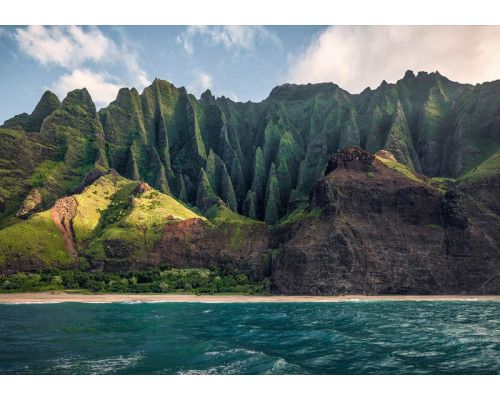Berglandschaft Fototapete aus einer anderen Welt, ideal für Sci-Fi und Naturliebhaber.
