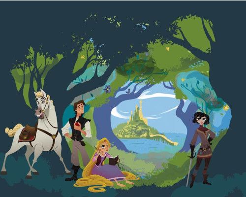 Rapunzel im Wald Fototapete zeigt Rapunzel aus Disneys Tangled in einem üppigen Wald, umgeben von Blumen und Bäumen.