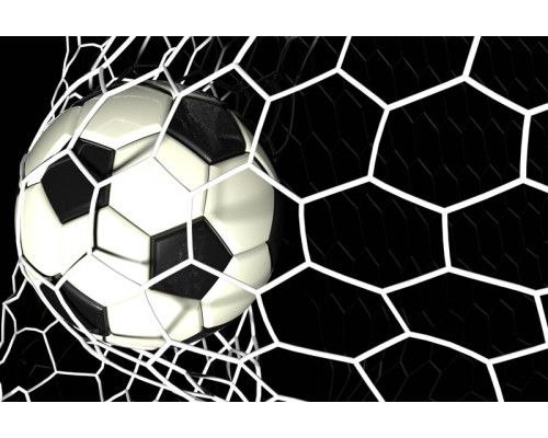 Fototapete eines Fußballs, der brillant im Tor landet, aufgenommen im Moment des Torerfolgs im Spiel.