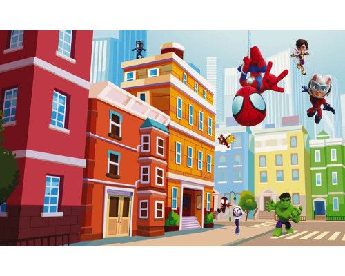 Fototapete mit Spidey und seinen Freunden in einer farbenfrohen Stadt mit hohen Gebäuden und breiten Straßen.