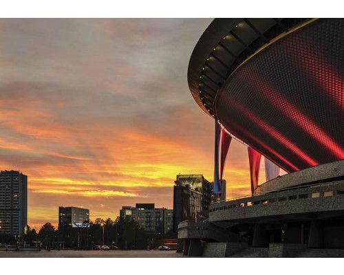 Schalenförmiges Denkmal in Kattowitz, Polen, gerendert auf detaillierter Fototapete.
