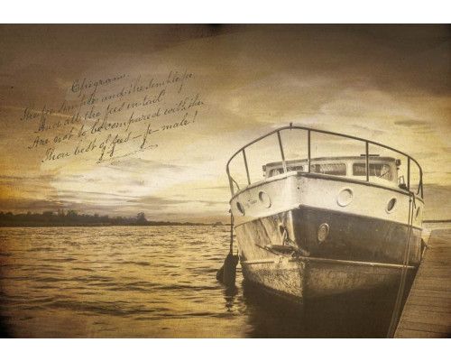 Vintage-Boot und mehr, alt gerendert auf einer Fototapete für einen ruhigen und zeitlosen Look.