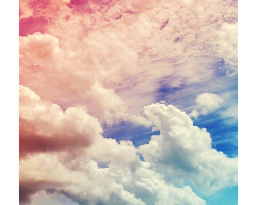 Fototapete mit Wolken und blauem Himmel, ideal für einen ruhigen und entspannenden Raum.