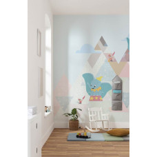 Eine Fototapete mit Disneys Dombo in Aktion, perfekt für das Kinderzimmer.