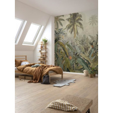 Eine Fototapete mit einer schönen Darstellung des Amazonas-Dschungels, voller Pflanzen und Blumen, in einem abenteuerlichen Stil. Ideal für ein Kinderzimmer, um eine spielerische Dschungelatmosphäre zu schaffen.