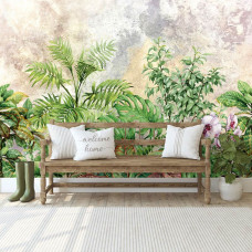 Eine botanische Fototapete mit Dschungelpflanzen im Wohnzimmer.