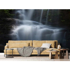 Fototapete Dark Waterfall mit dunklen Farben und Naturmotiv.