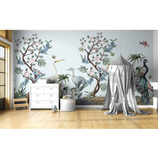 Fototapete mit Pfau, Reihern und Blütenbäumen im Chinoiserie-Stil im Kinderzimmer.