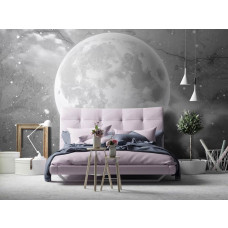 Eine Fototapete mit dem Mond auf einer Betonwand im Industriestil, gesehen im Wohn- und Schlafzimmer.
