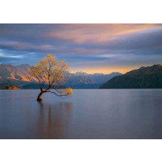 Fototapete magischer Sonnenuntergang am Bergsee.