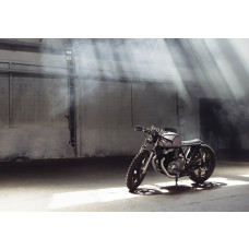 Robustes Motorrad auf Fototapete, kraftvolles und robustes Design.